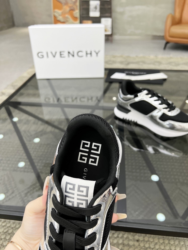 Givenchy Sneakers